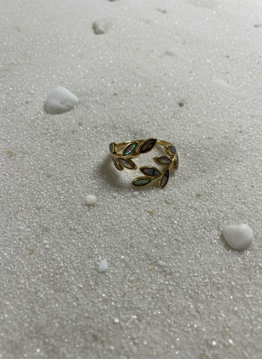 Adjustable Multi Color Shell Leaf Ring