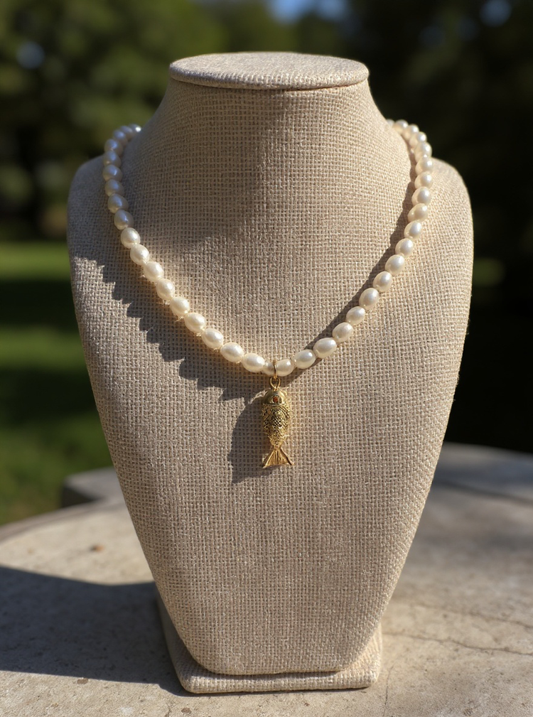 Handmade Freshwater Pearl Necklace with Charm