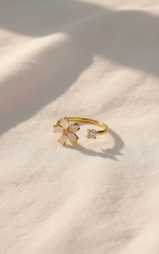 Adjustable Mini Flower Wrap-Around Ring