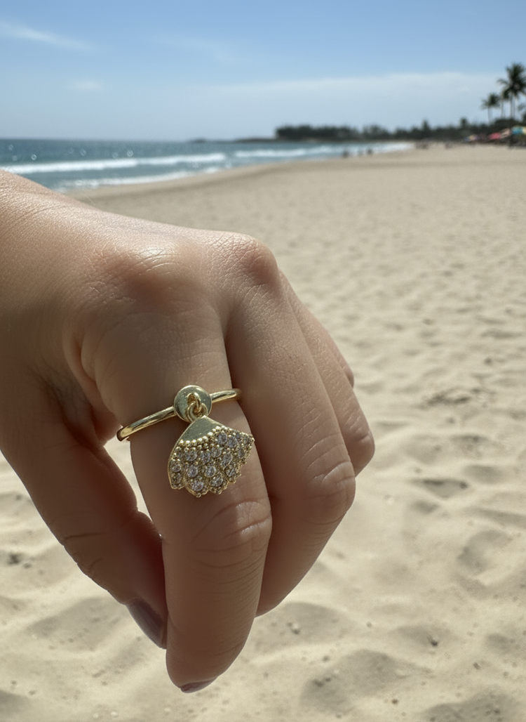 Adjustable Seashell Charm Rings