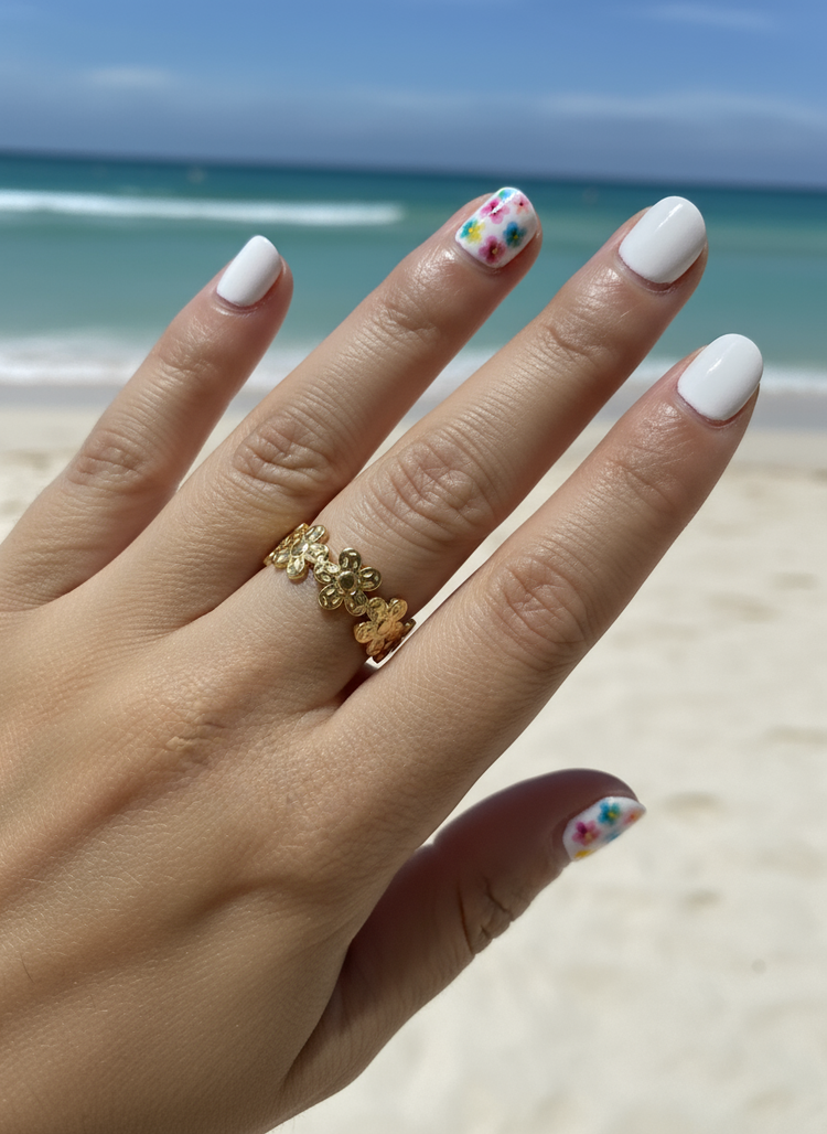 Adjustable Mini Flower Ring